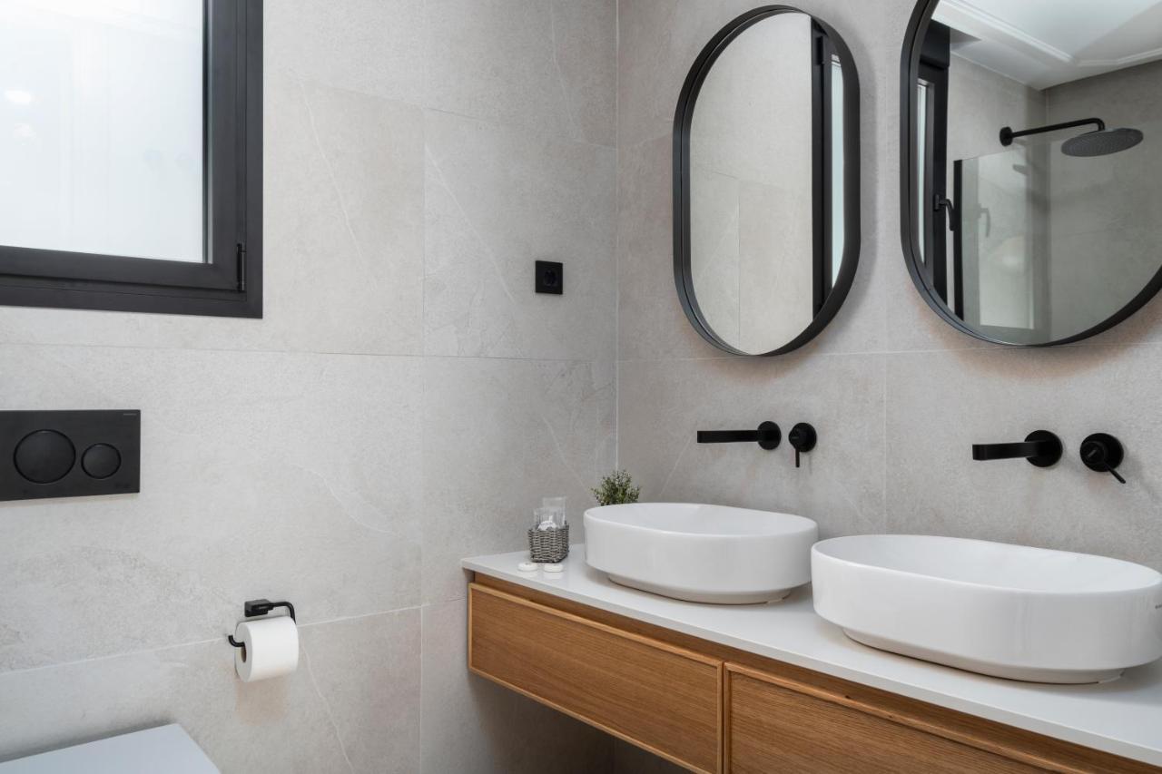 Apartamentos La Zagalilla Málaga Esterno foto