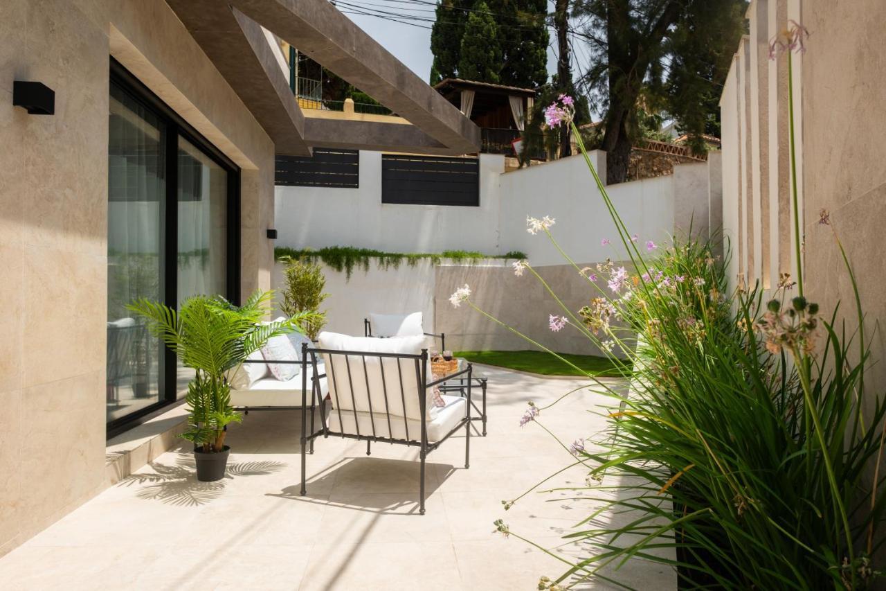 Apartamentos La Zagalilla Málaga Esterno foto